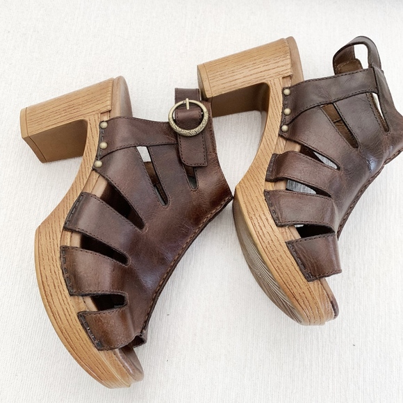 dansko women's demetra ankle bootie